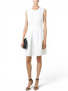 Burberry White Sculpted Mesh Fit and Flare Sleeveless Dress Pockets Summer NWT 6